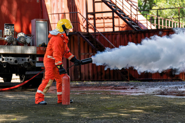 Sistemas de Protección de Incendios Mediante Espuma · Sistemas Protección Contra Incendios Yecla